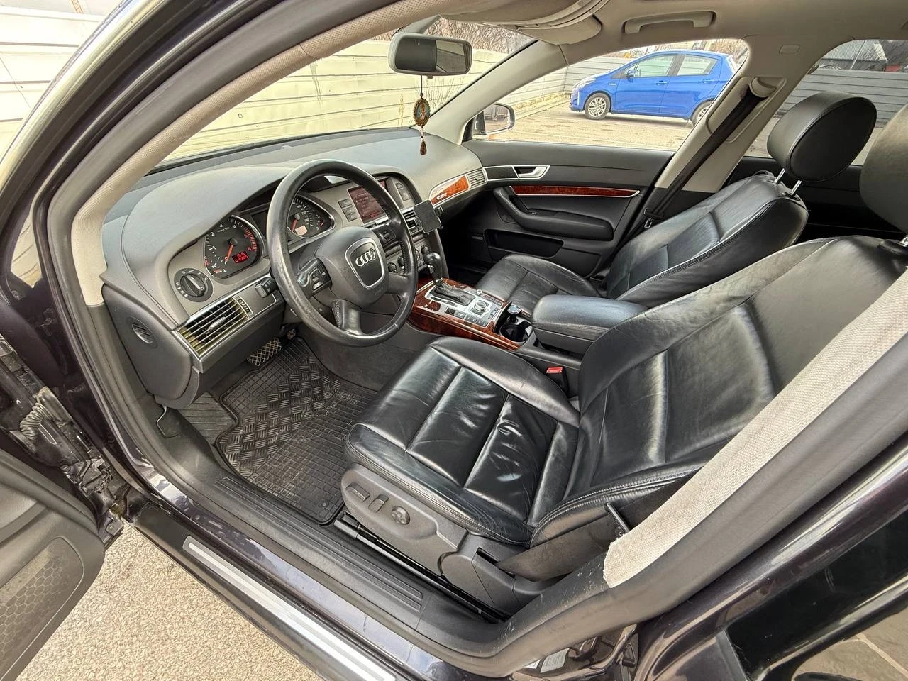 Audi A6, снимка 12 - Автомобили и джипове - 53646010