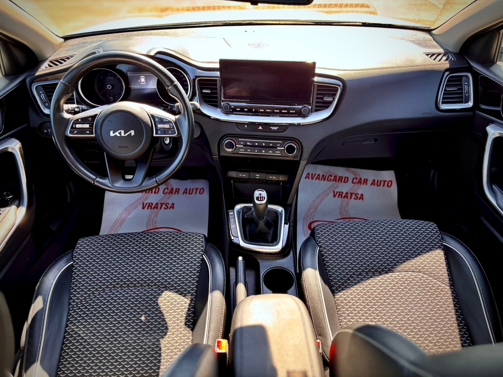 Kia XCeed Hybrid, снимка 11 - Автомобили и джипове - 55476028