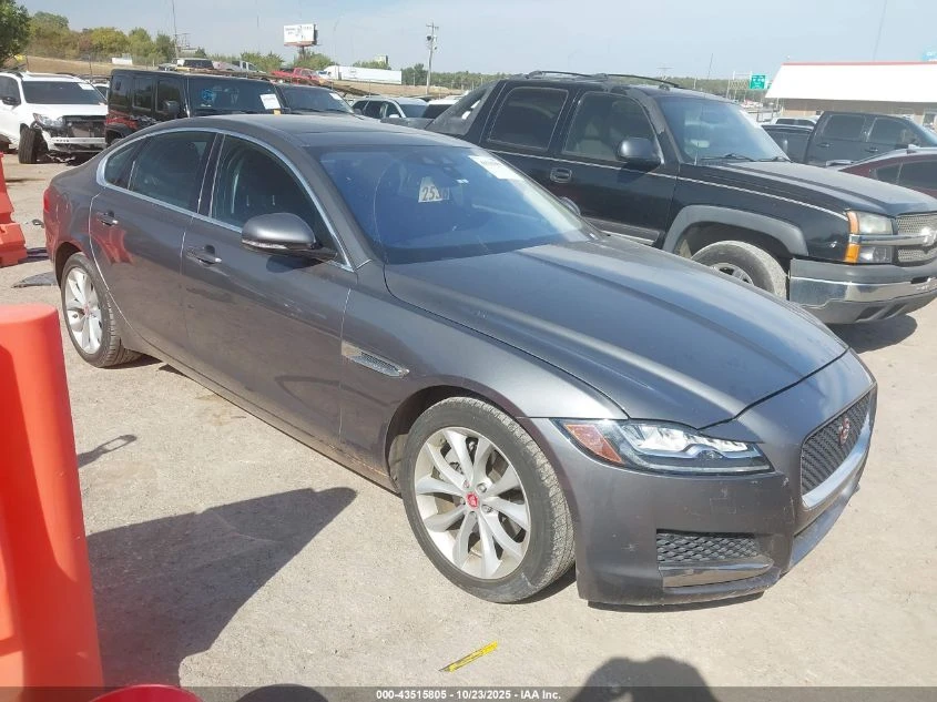 Jaguar Xf 25T Premium - изображение 3