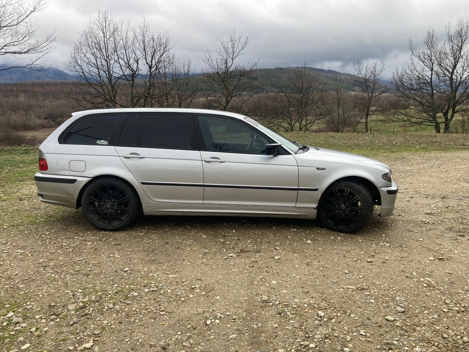 BMW 320, снимка 2 - Автомобили и джипове - 54006235