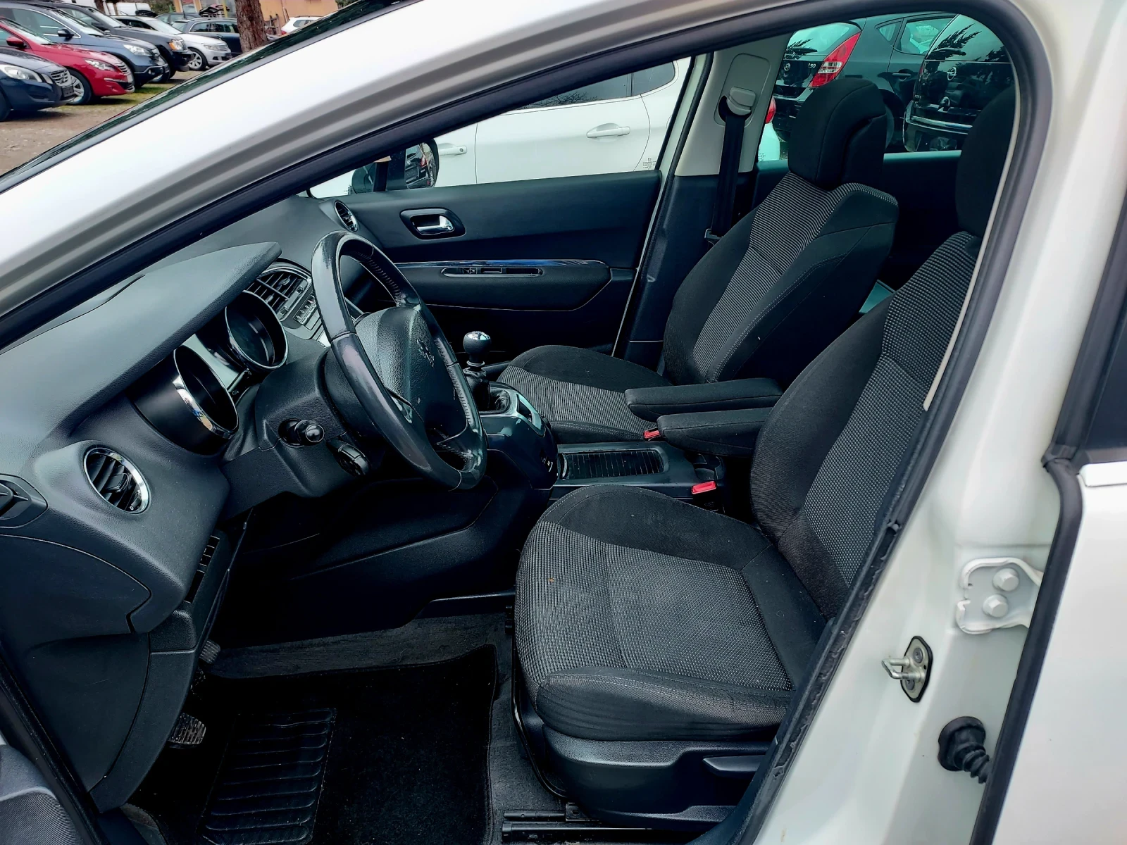 Peugeot 5008 1.6 turbo 156 ps | Mobile.bg � ����������� 5