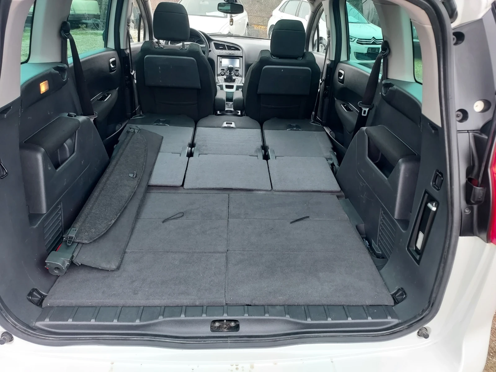 Peugeot 5008 1.6 turbo 156 ps | Mobile.bg � ����������� 14