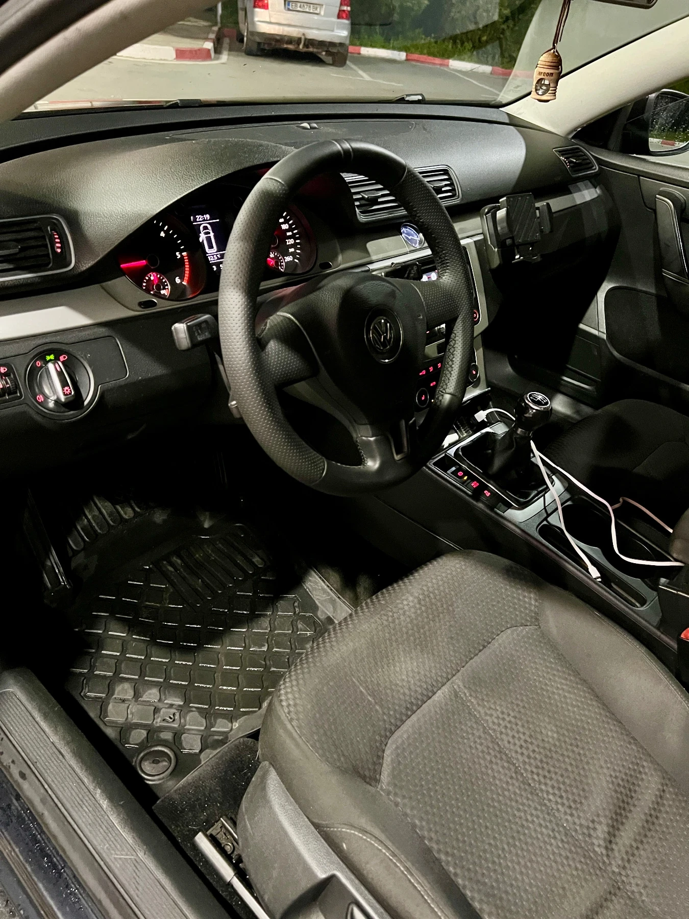 VW Passat, снимка 7 - Автомобили и джипове - 54128215