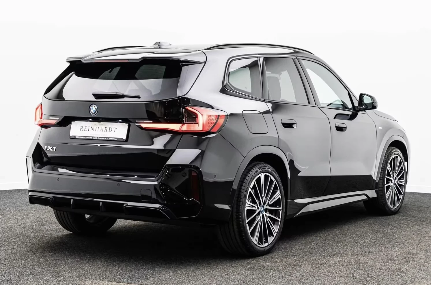 BMW iX1 30xDrive M-Sport 360* DISTR Ad.LED HUD Winter Pack | Mobile.bg � ����������� 6