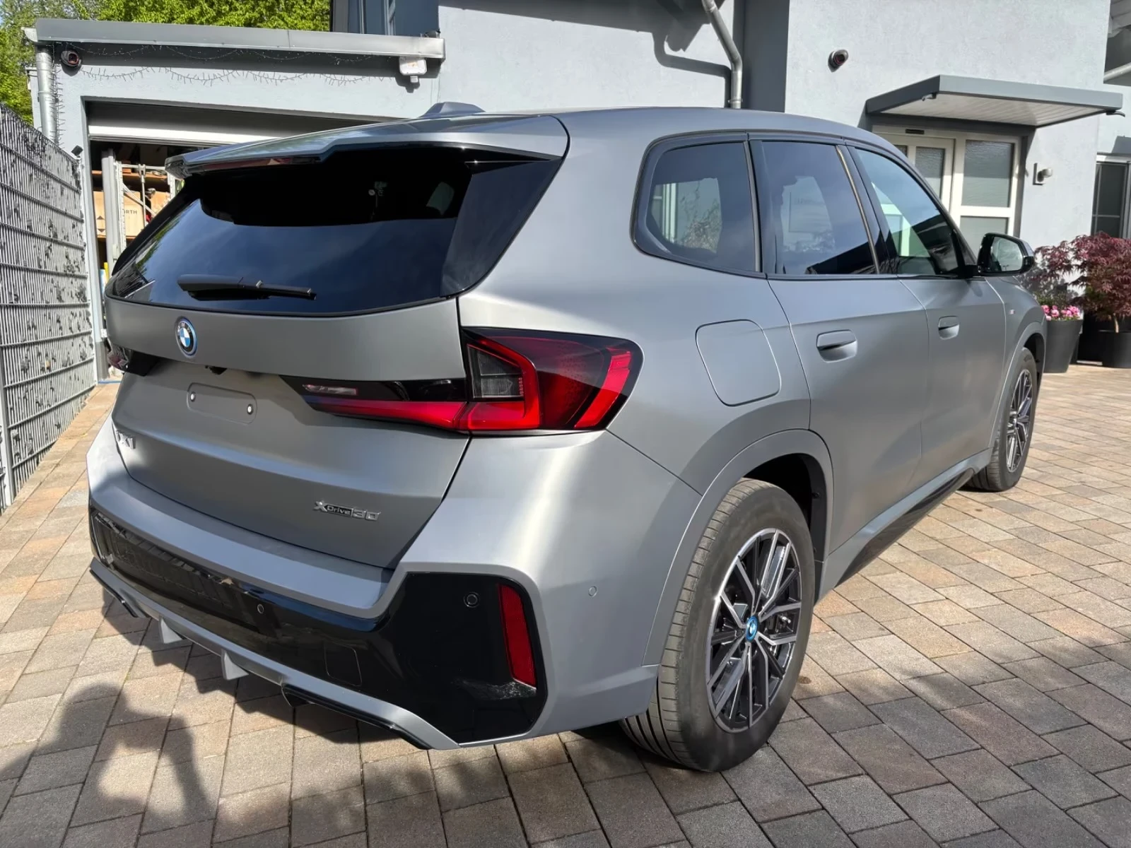 BMW iX1 30xDrive M-Sport Individual All Options Warranty | Mobile.bg � ����������� 6