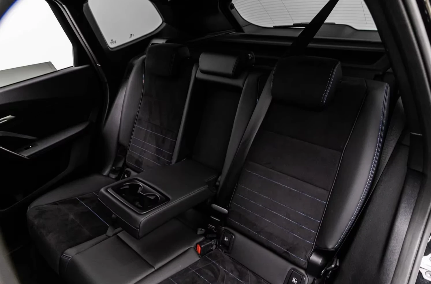 BMW iX1 30xDrive M-Sport 360* DISTR Ad.LED HUD Winter Pack | Mobile.bg � ����������� 16