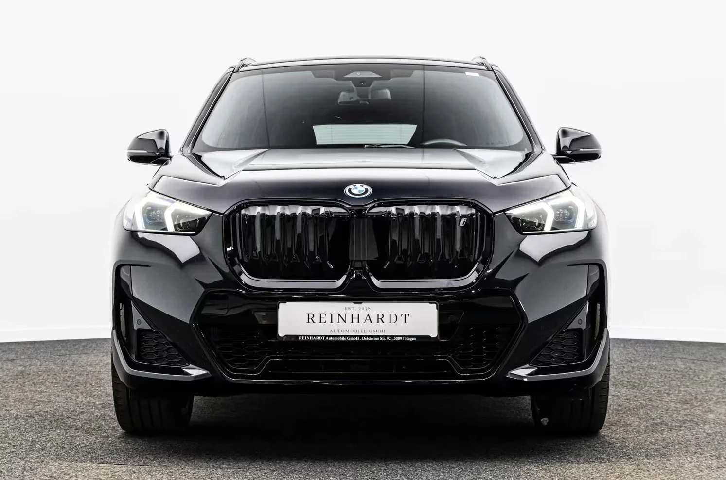 BMW iX1 30xDrive M-Sport 360* DISTR Ad.LED HUD Winter Pack | Mobile.bg � ����������� 2