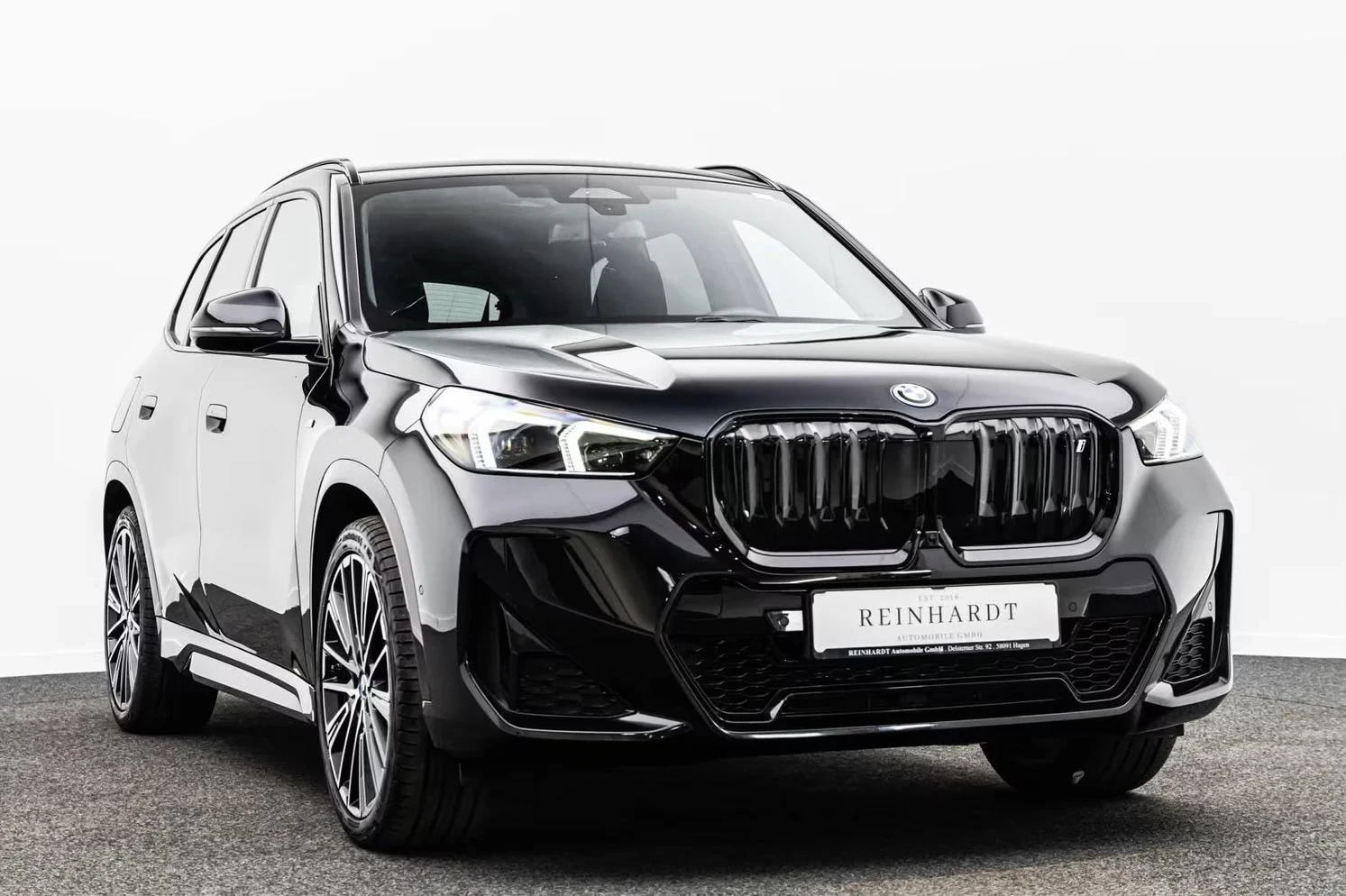 BMW iX1 30xDrive M-Sport 360* DISTR Ad.LED HUD Winter Pack | Mobile.bg � ����������� 3