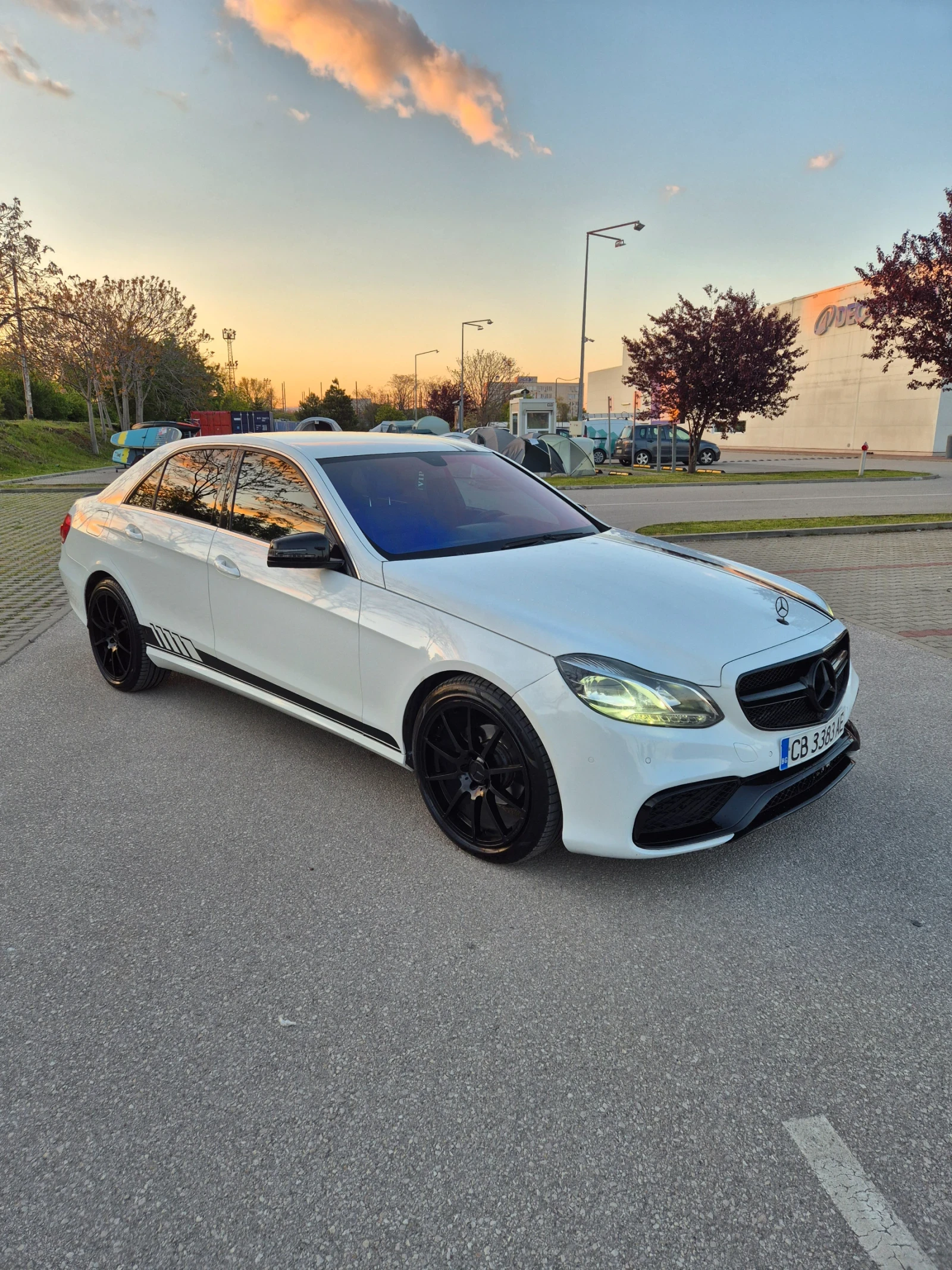 Mercedes-Benz E 220 AMG пакет Facelift 