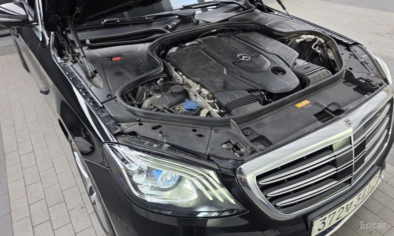 Mercedes-Benz S 350 4MATIC* AMG* LINE* ОБДУХВАНЕ* 360* КАМЕРИ* МАСАЖ* , снимка 17 - Автомобили и джипове - 54611848