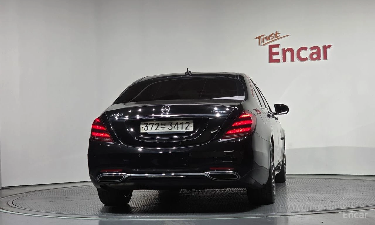 Mercedes-Benz S 350 4MATIC* AMG* LINE* ОБДУХВАНЕ* 360* КАМЕРИ* МАСАЖ* , снимка 4 - Автомобили и джипове - 54611848