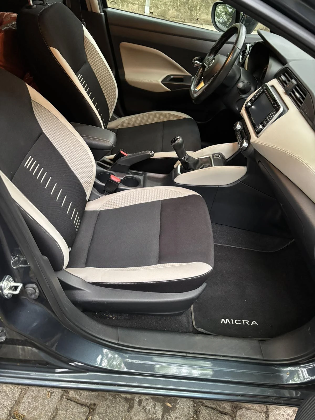 Nissan Micra Tekna, снимка 12 - Автомобили и джипове - 54661451