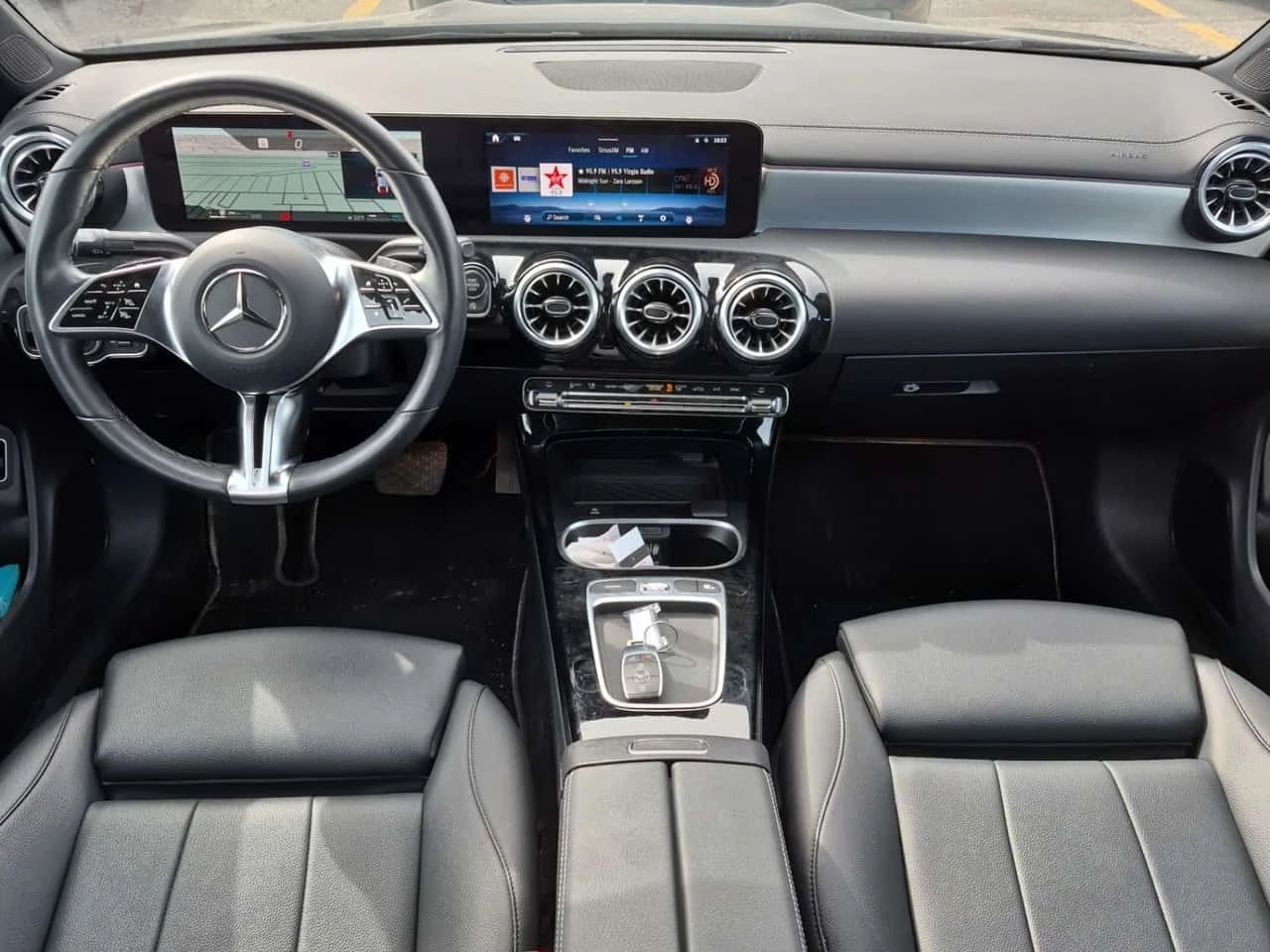 Mercedes-Benz CLA 250 * ПАНОРАМА* KEYLESS* ПОДГРЕВ* , снимка 10 - Автомобили и джипове - 54761333