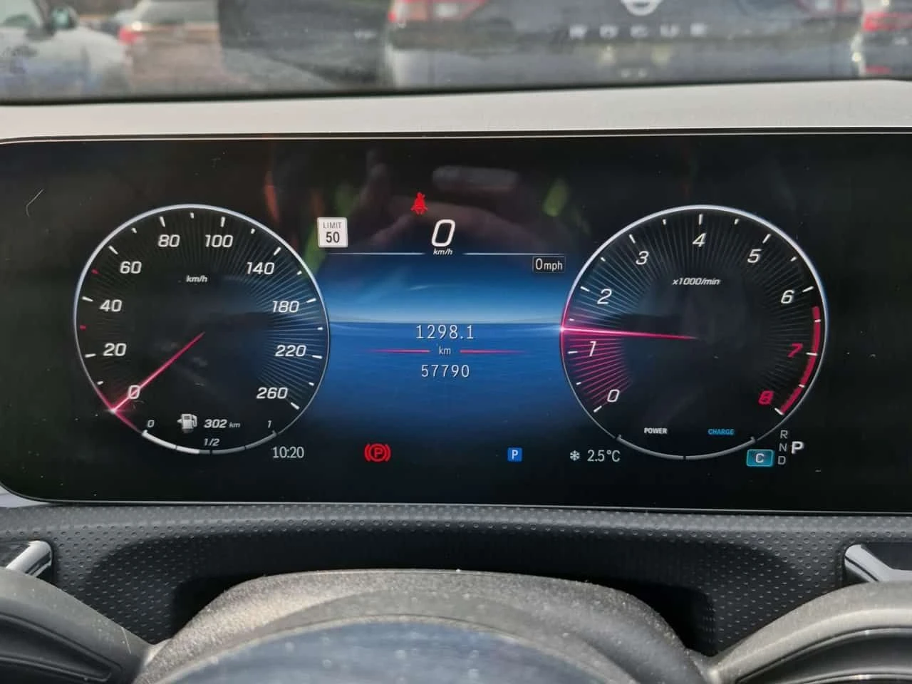 Mercedes-Benz CLA 250 * ПАНОРАМА* KEYLESS* ПОДГРЕВ* , снимка 9 - Автомобили и джипове - 54761333