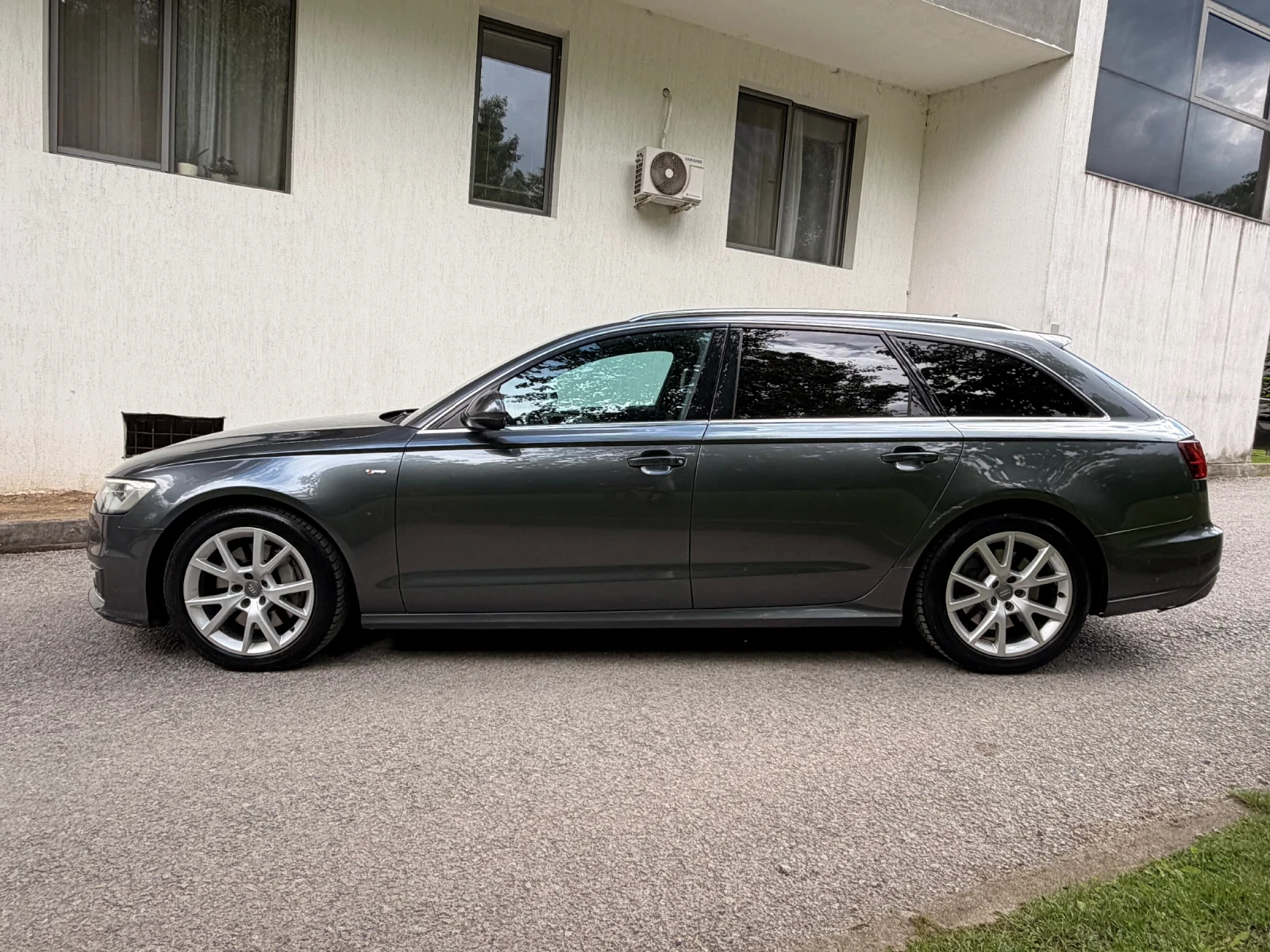 Audi A6 3.0TDI / S-LINE, снимка 4 - Автомобили и джипове - 54777412