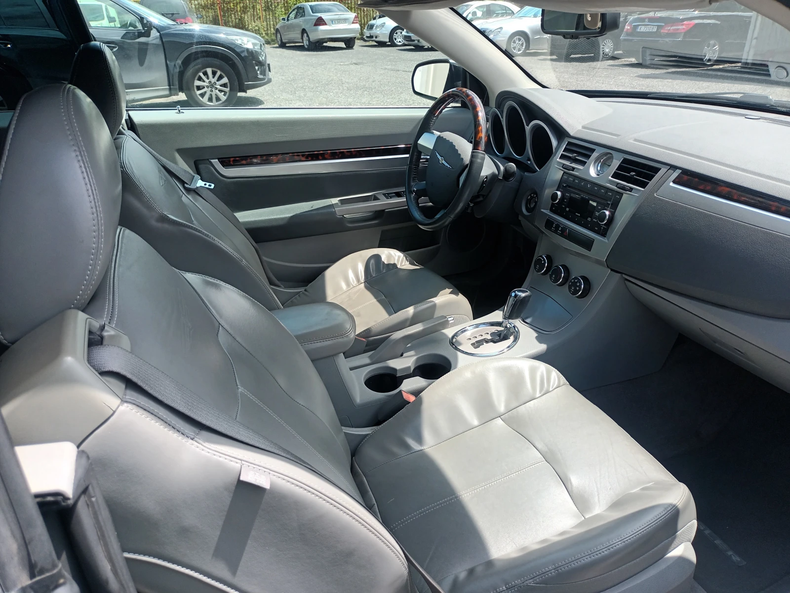 Chrysler Sebring 3.5 V6, снимка 13 - Автомобили и джипове - 54795710