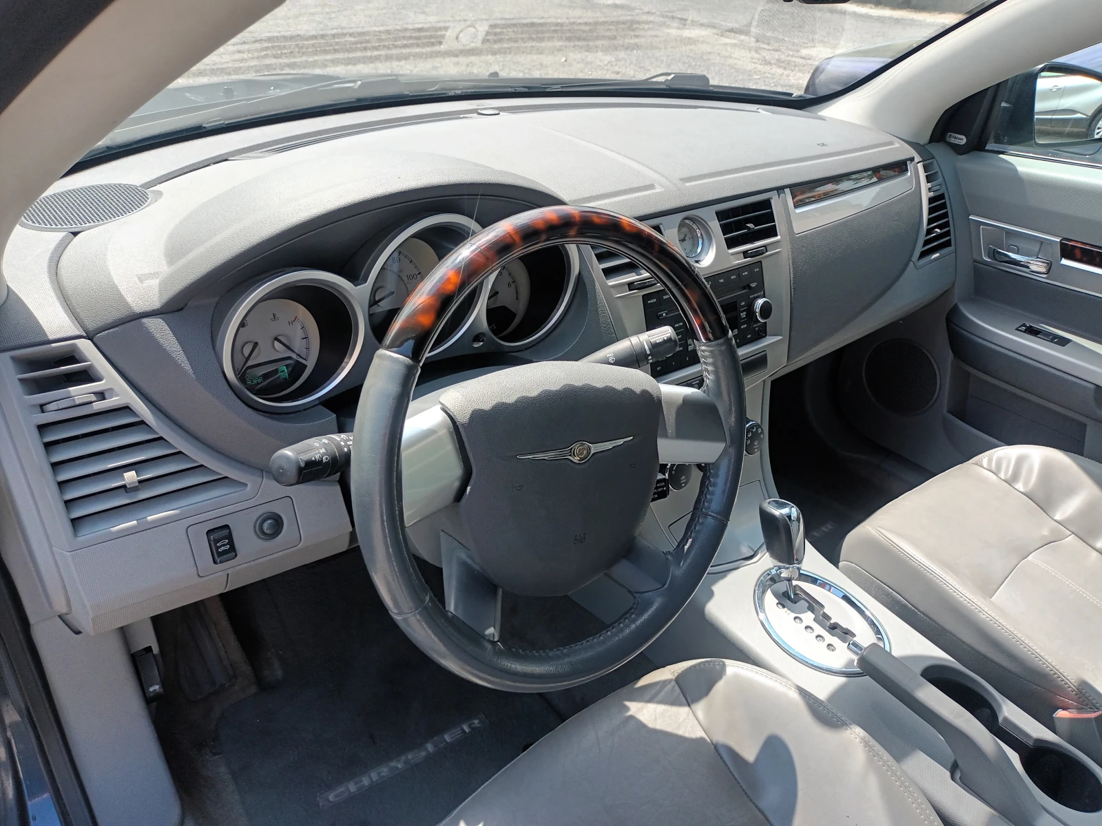 Chrysler Sebring 3.5 V6, снимка 10 - Автомобили и джипове - 54795710