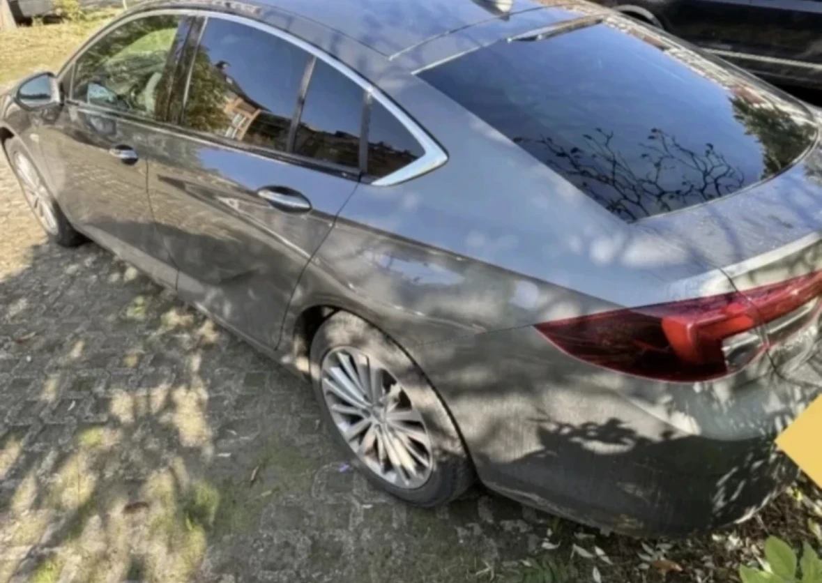 Opel Insignia Grand Sport, снимка 3 - Автомобили и джипове - 54919023