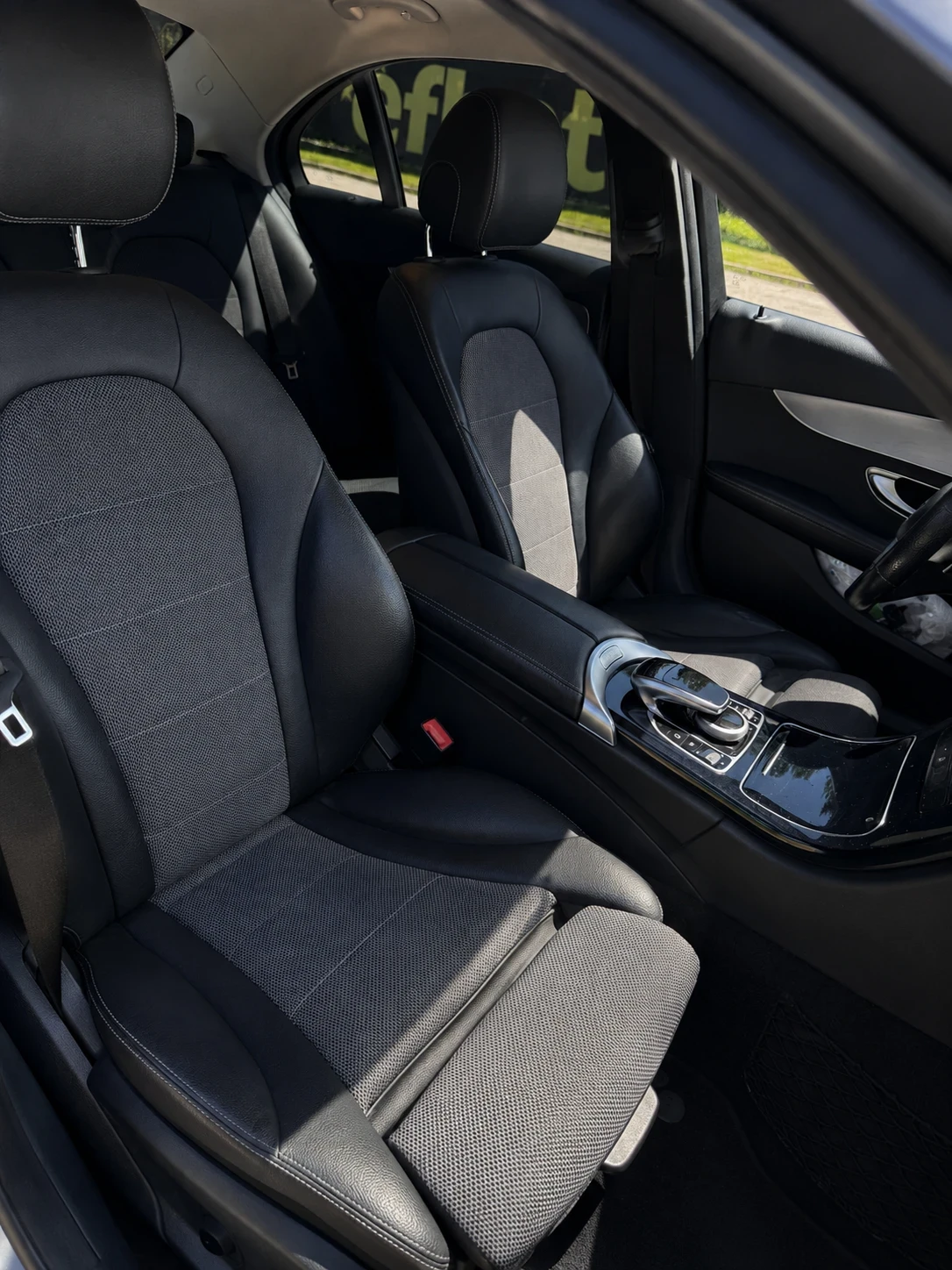 Mercedes-Benz C 220 Exclusive;Реални километри; 2-ри Собственик, снимка 9 - Автомобили и джипове - 54940684