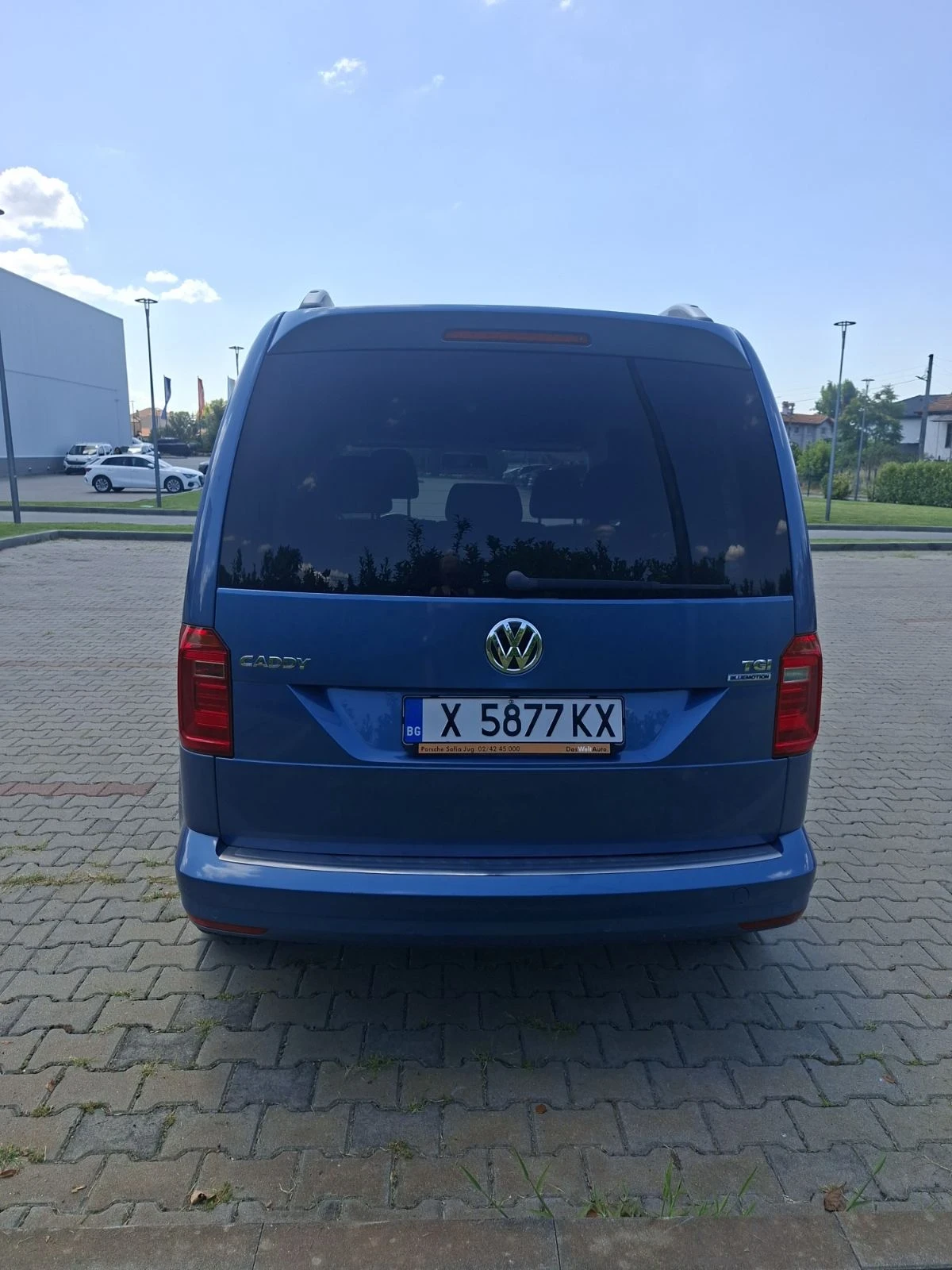 VW Caddy 1.4 TGI METAN, снимка 13 - Автомобили и джипове - 55889676