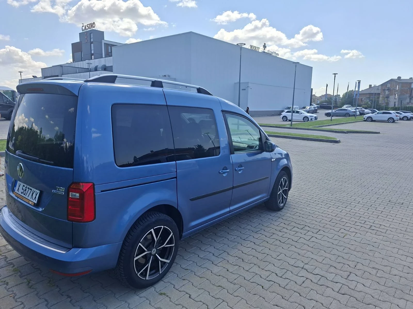 VW Caddy 1.4 TGI METAN, снимка 6 - Автомобили и джипове - 55889676