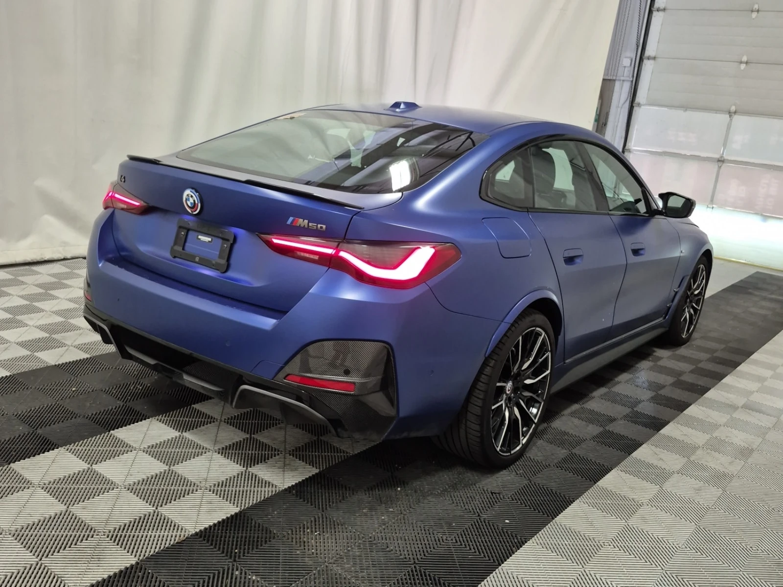 BMW i4 * M50 * CARFAX * ���� ���������� * �� BMW *  | Mobile.bg � ����������� 3