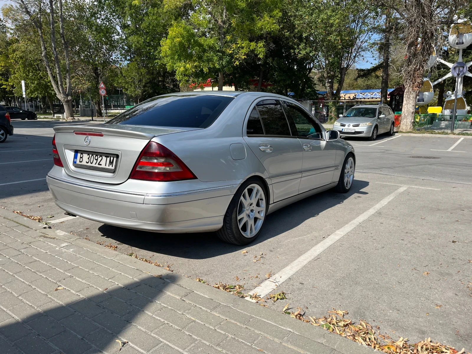 Mercedes-Benz C 270 2.7cdi, снимка 4 - Автомобили и джипове - 56006047