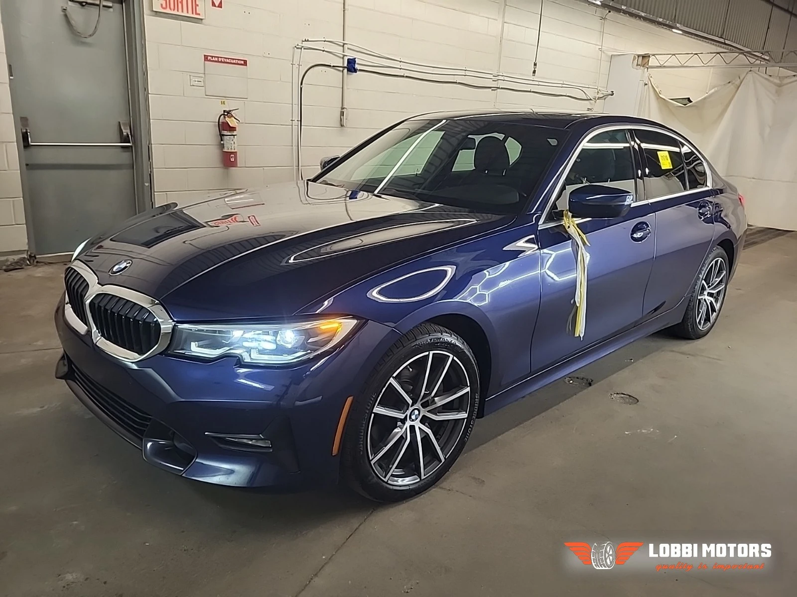 BMW 330