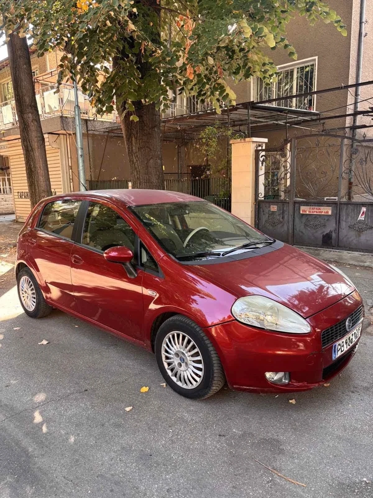 Fiat Punto Grande Punto 1.3 MultiJet, снимка 2 - Автомобили и джипове - 56140429