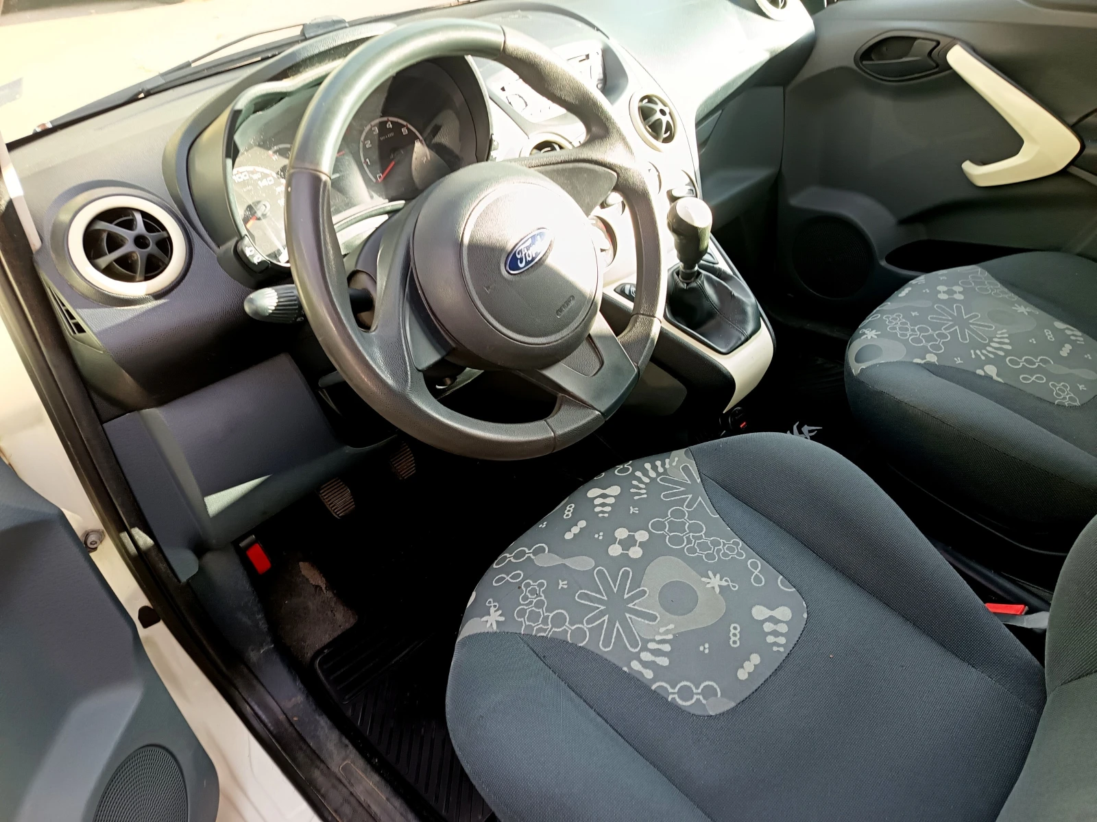 Ford Ka  1.2 (69 Hp), снимка 4 - Автомобили и джипове - 56246709