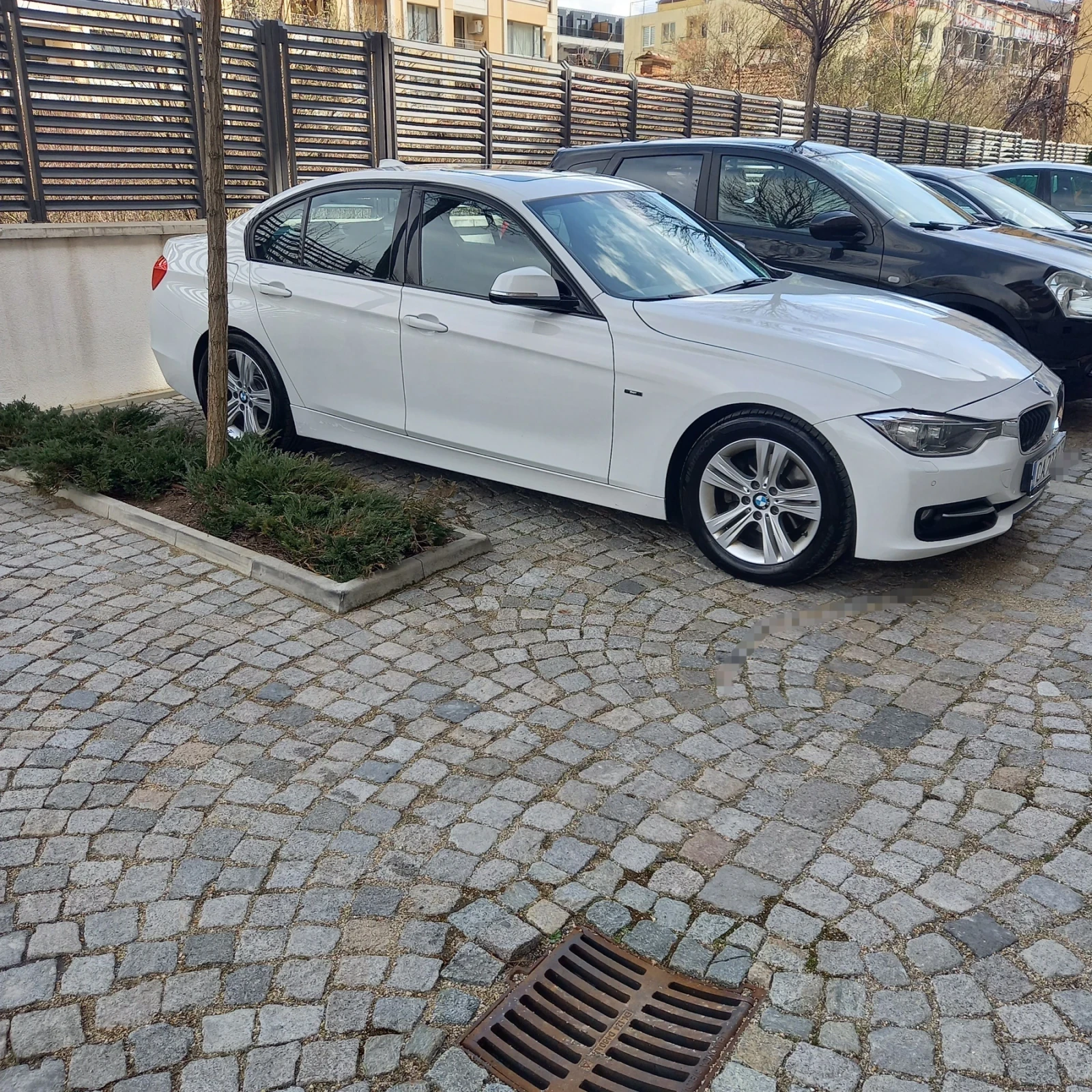 BMW 320, снимка 2 - Автомобили и джипове - 56551045