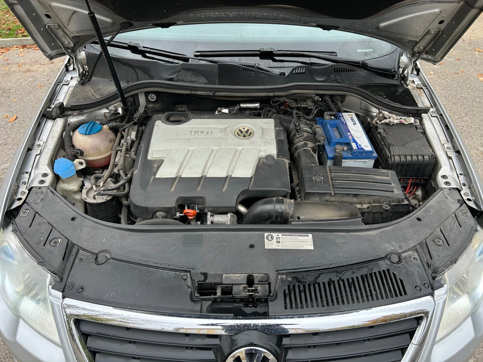 VW Passat 2.0 Diesel, снимка 7 - Автомобили и джипове - 56655645