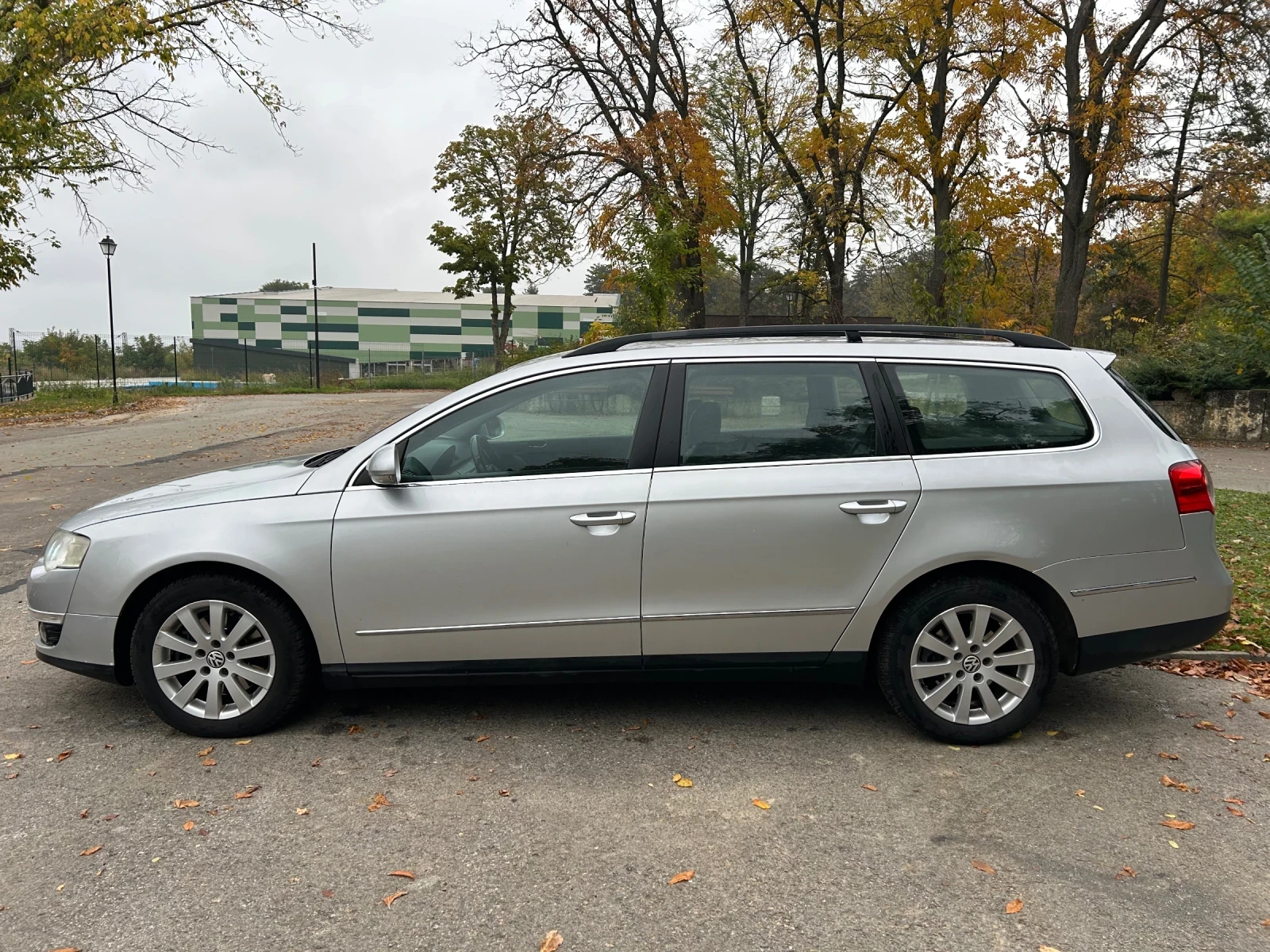 VW Passat 2.0 Diesel, снимка 4 - Автомобили и джипове - 56655645
