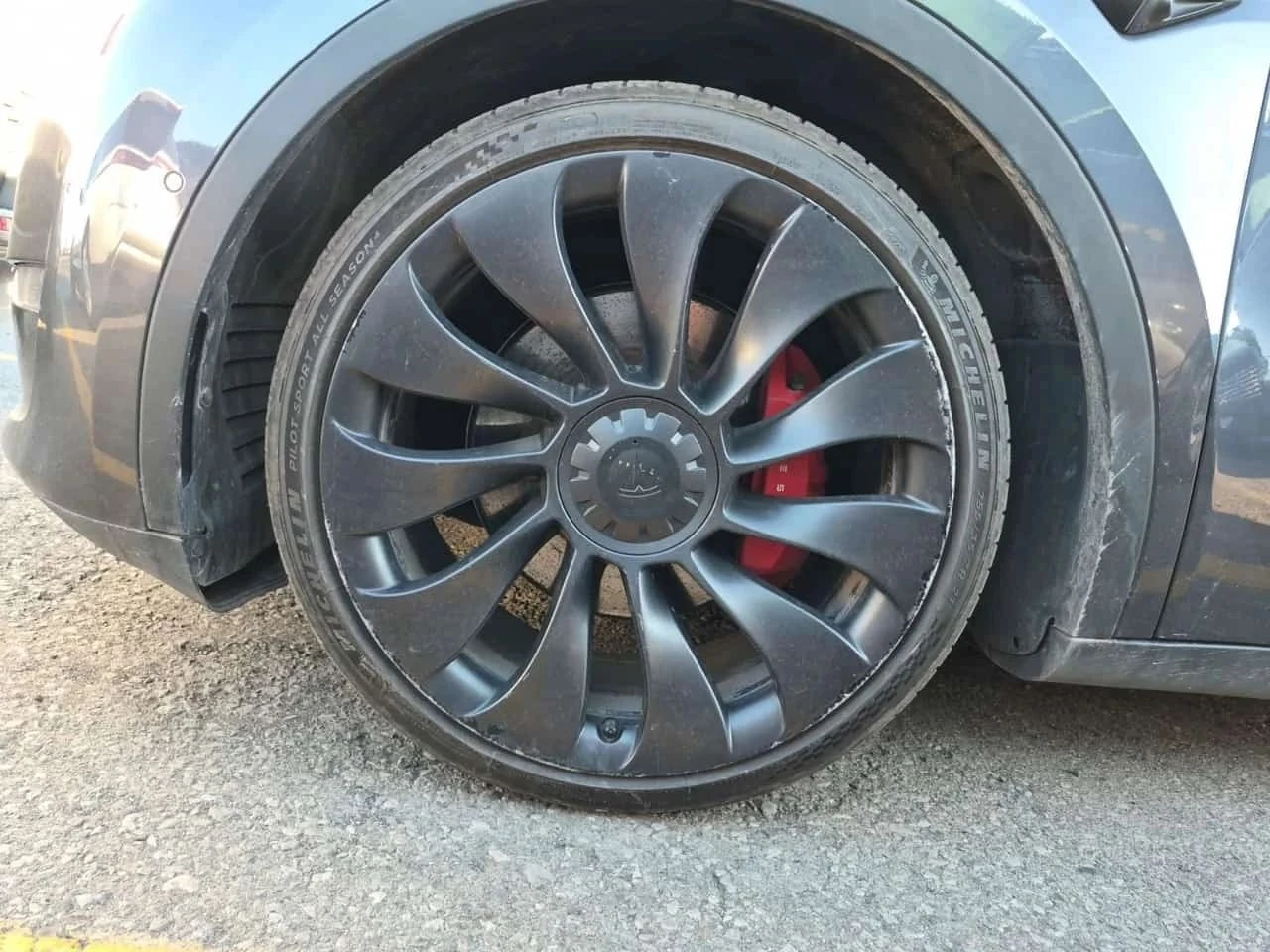 Tesla Model Y, снимка 7 - Автомобили и джипове - 56706370