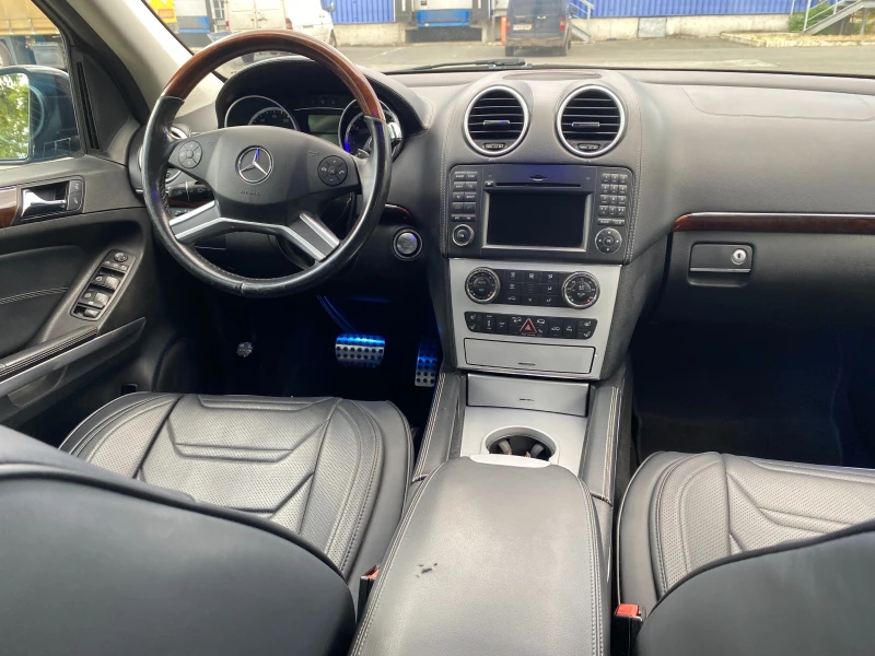 Mercedes-Benz GL 500, снимка 12 - Автомобили и джипове - 47500567