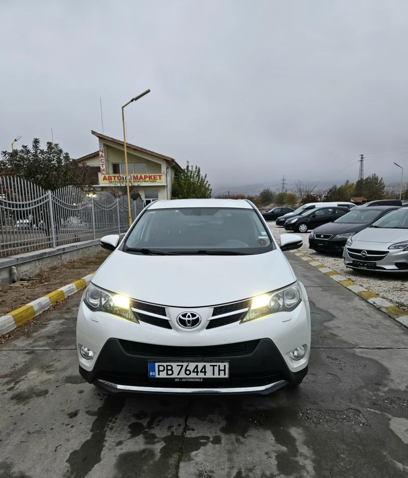 Toyota Rav4 Navi 4x4 Кожа Камера D4D, снимка 2 - Автомобили и джипове - 47961401