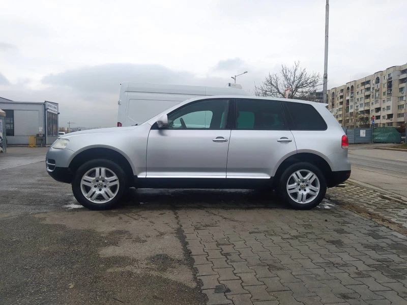 VW Touareg, снимка 6 - Автомобили и джипове - 48232429