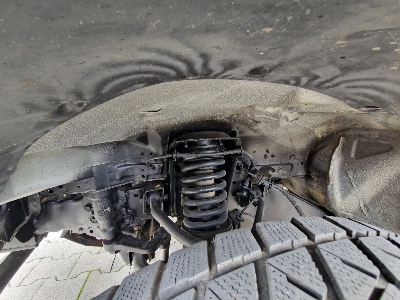 Kia Sportage 2.0 i 128 к.с +  Газ + климатик, снимка 12 - Автомобили и джипове - 52536603