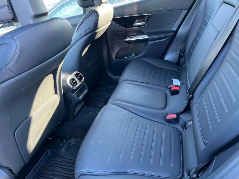 Mercedes-Benz GLC 300 2024 * CARFAX * БЕЗ ПЪРВОНАЧАЛНА ВНОСКА, снимка 10 - Автомобили и джипове - 52793900