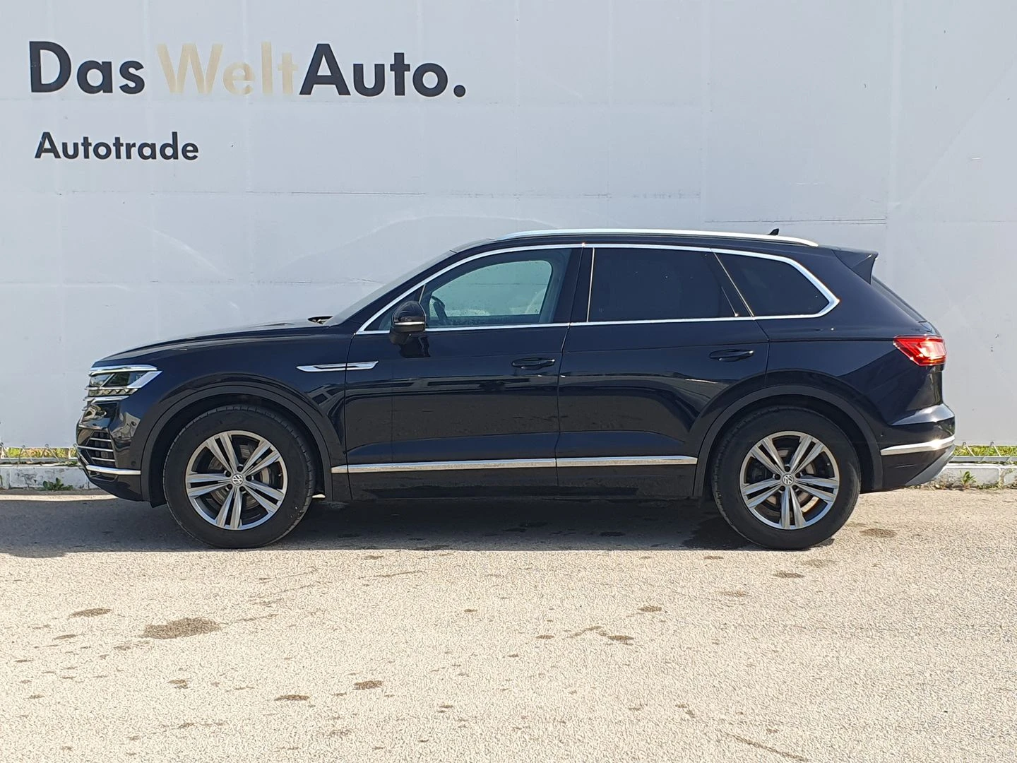 VW Touareg V6 TDI BMT 4MOTION - изображение 2