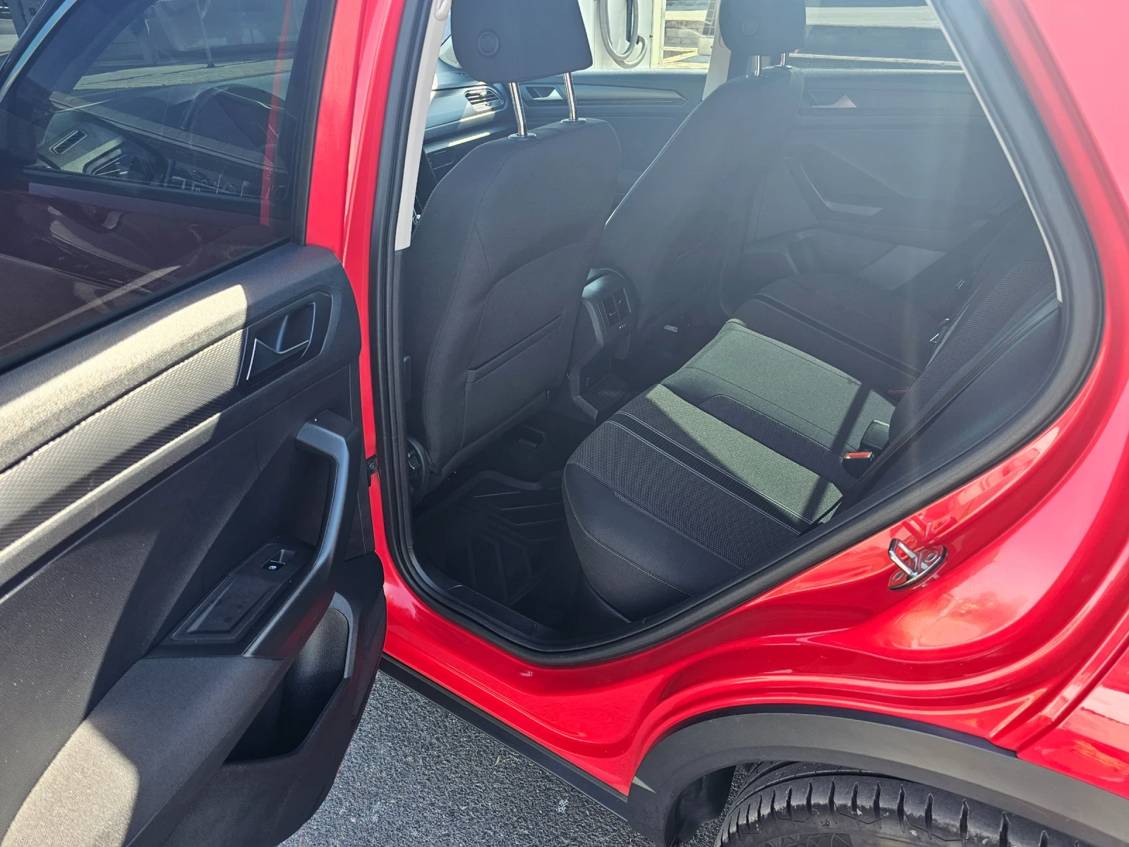 VW T-Roc 2.0TDi  4motion | Mobile.bg   11