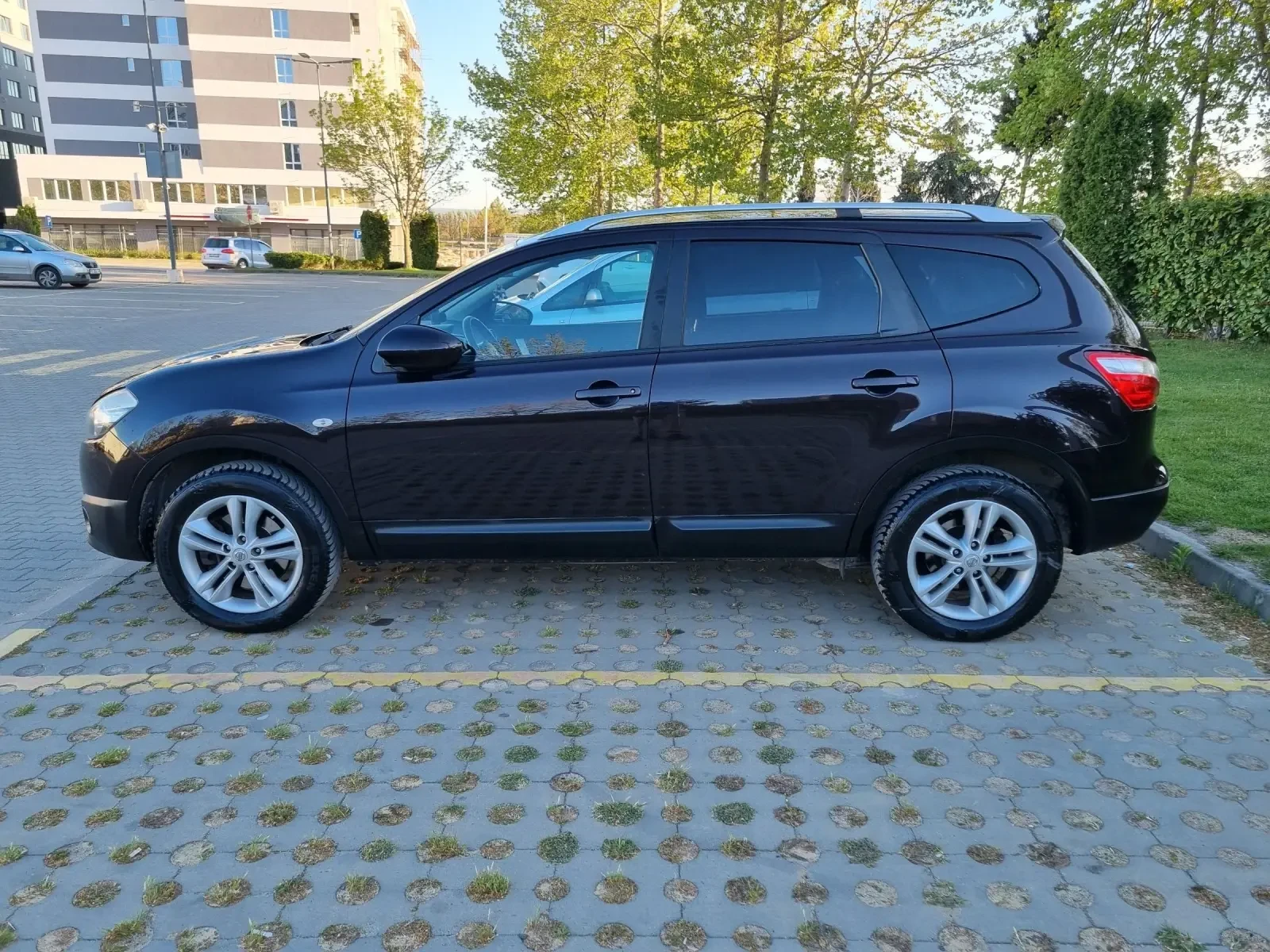 Nissan Qashqai J10 FACELIFT 2.0 dci 150к.с. 4X4 7места - изображение 6