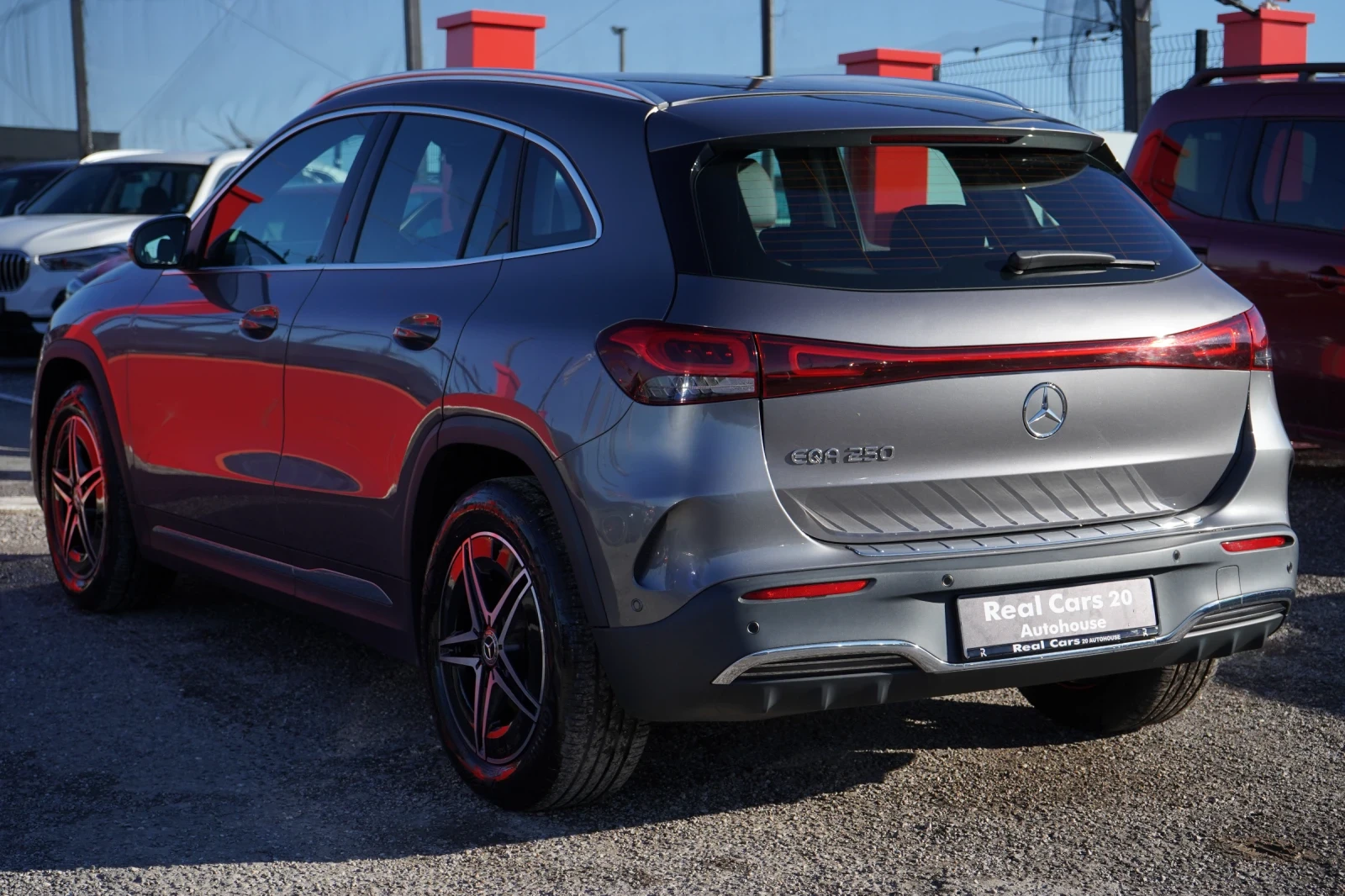 Mercedes-Benz EQA 250* AMG* NAVI* LED* 18"* CAMERA  - изображение 6