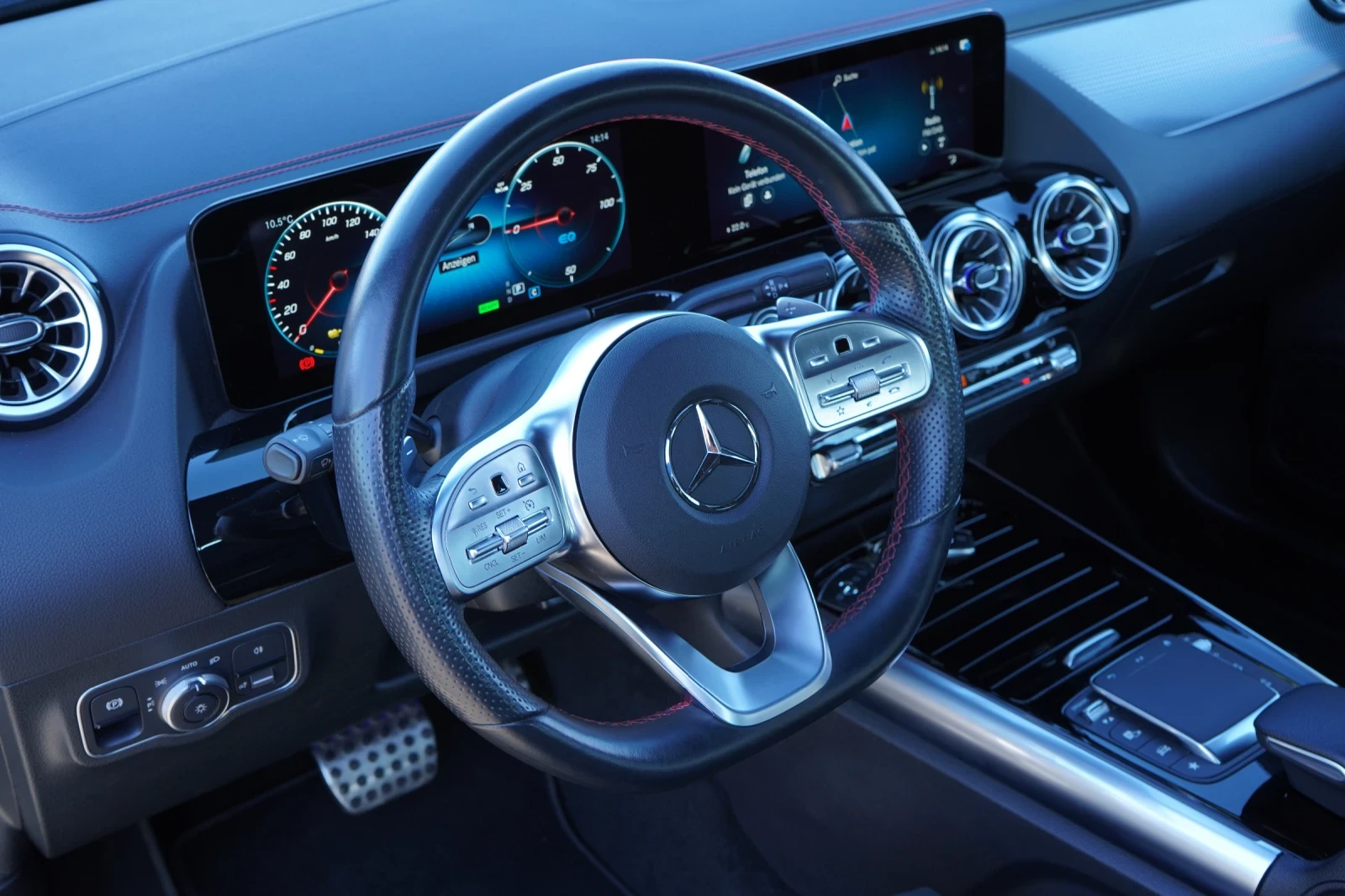 Mercedes-Benz EQA 250* AMG* NAVI* LED* 18"* CAMERA  - изображение 8