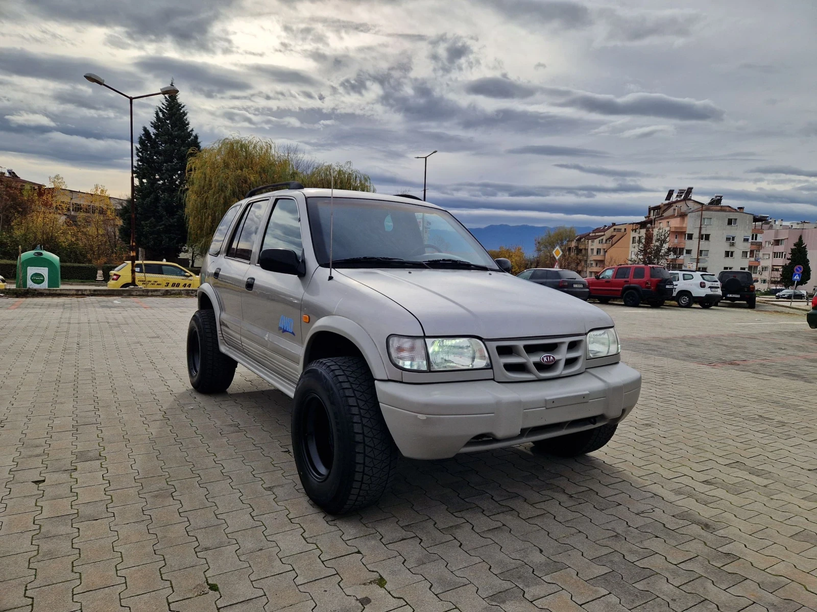 Kia Sportage 2.0 i 128 к.с +  Газ + климатик - изображение 2