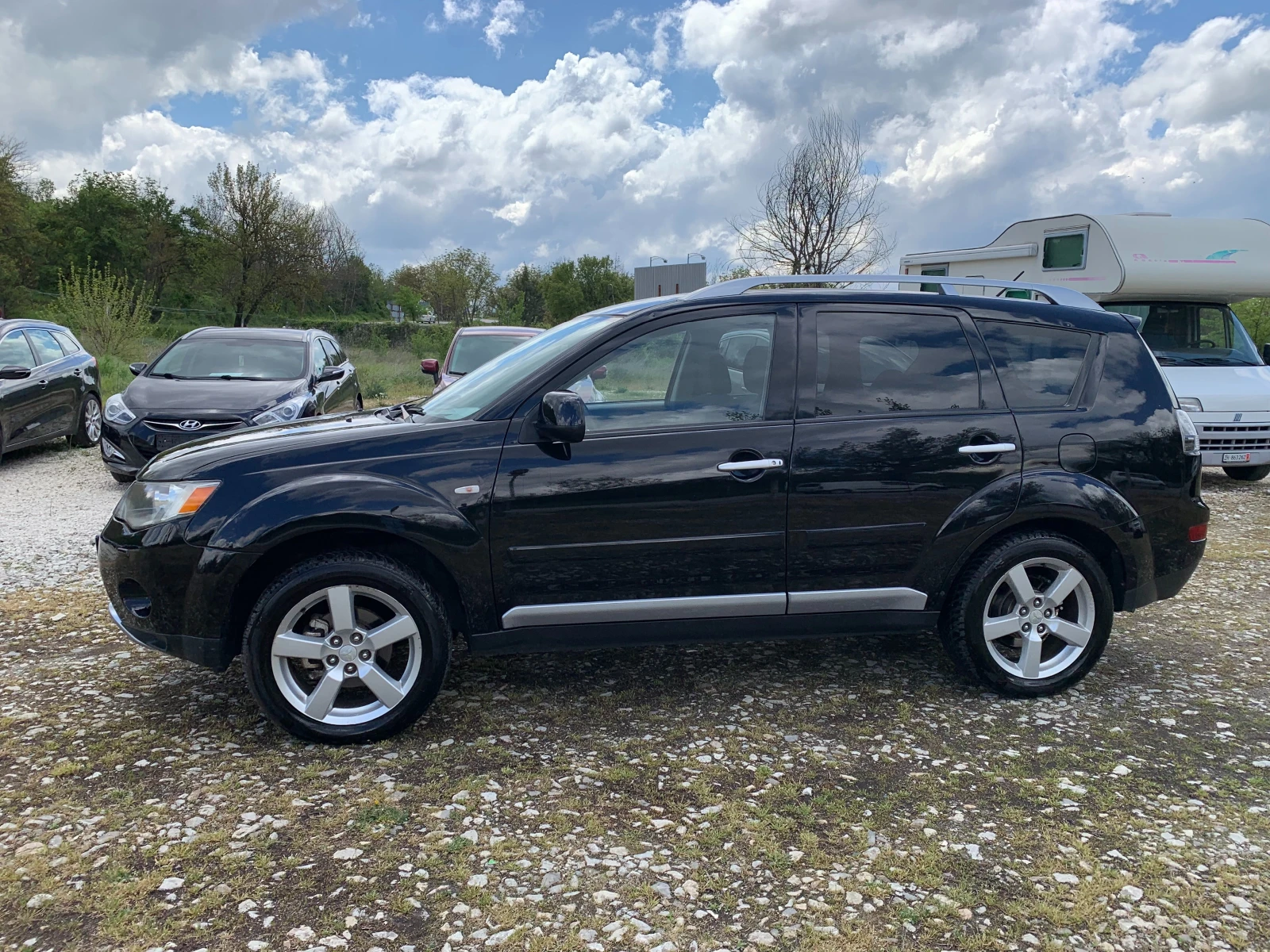 Mitsubishi Outlander 2.4i 4X4 / ГАЗ, снимка 3 - Автомобили и джипове - 54438292