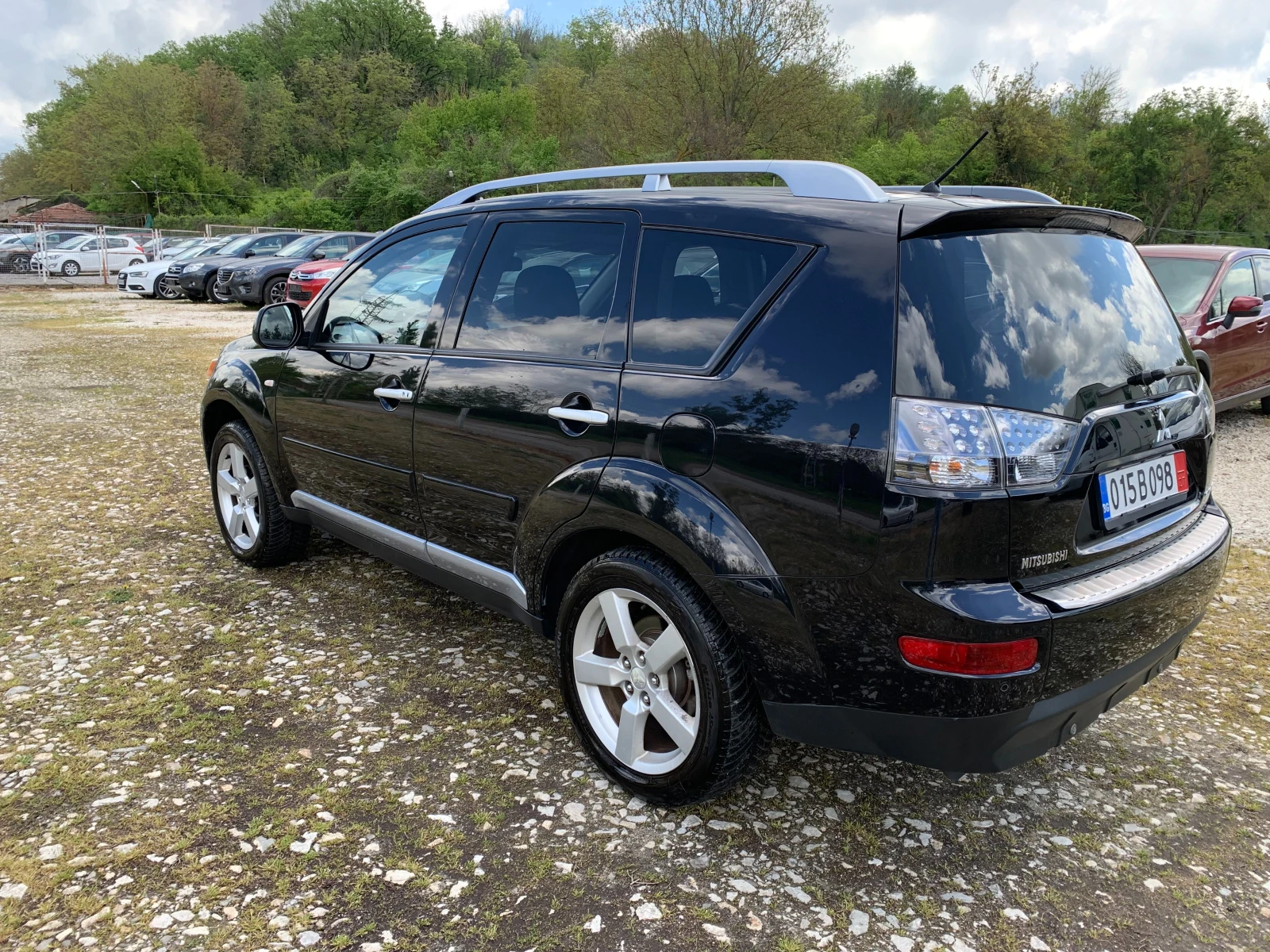 Mitsubishi Outlander 2.4i 4X4 / ГАЗ, снимка 4 - Автомобили и джипове - 54438292