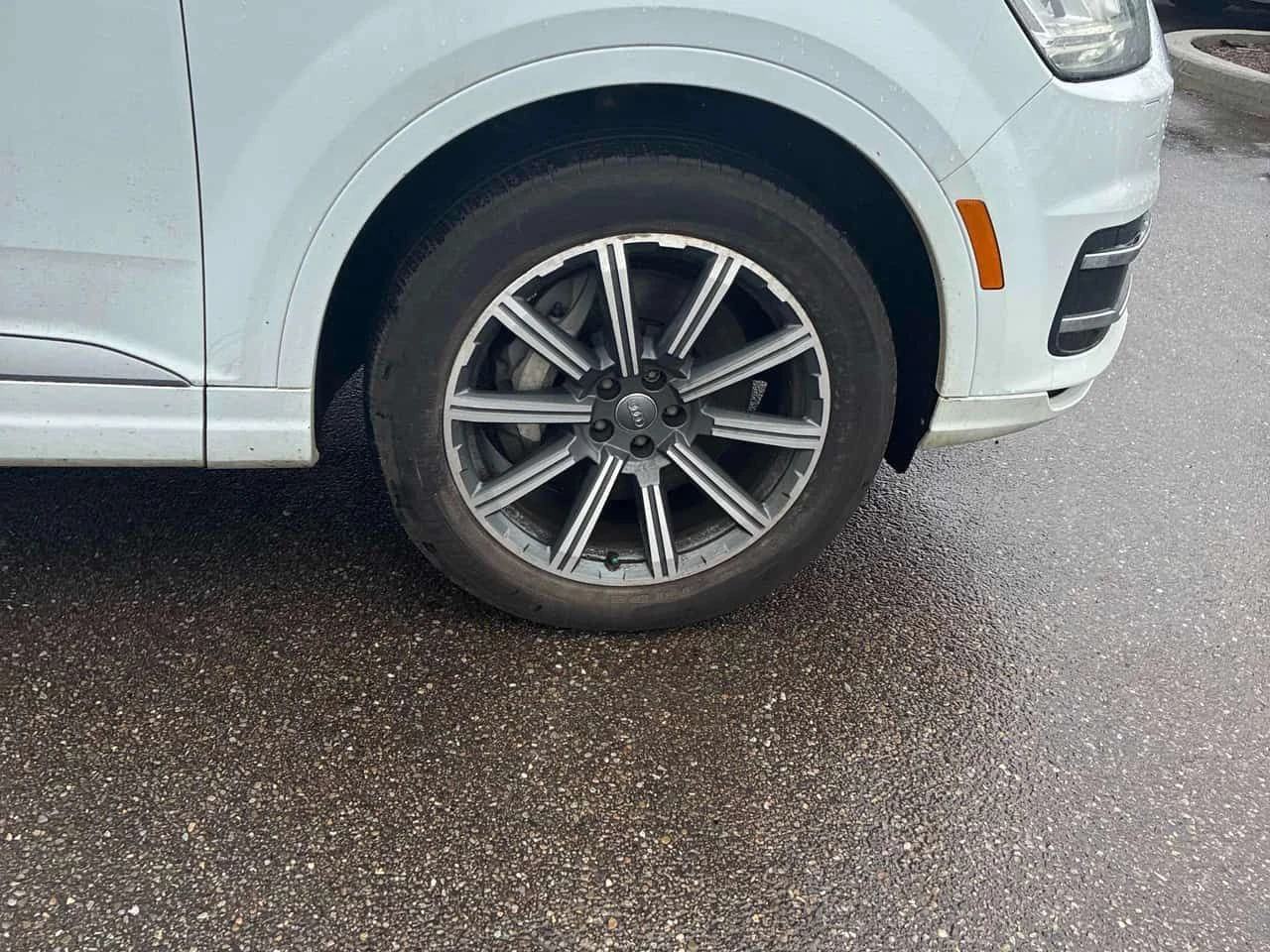 Audi Q7 3.0Т * MATRIX* 360 КАМЕРА* ОБДУХВАНЕ* ПАНОРАМА* , снимка 6 - Автомобили и джипове - 54813432
