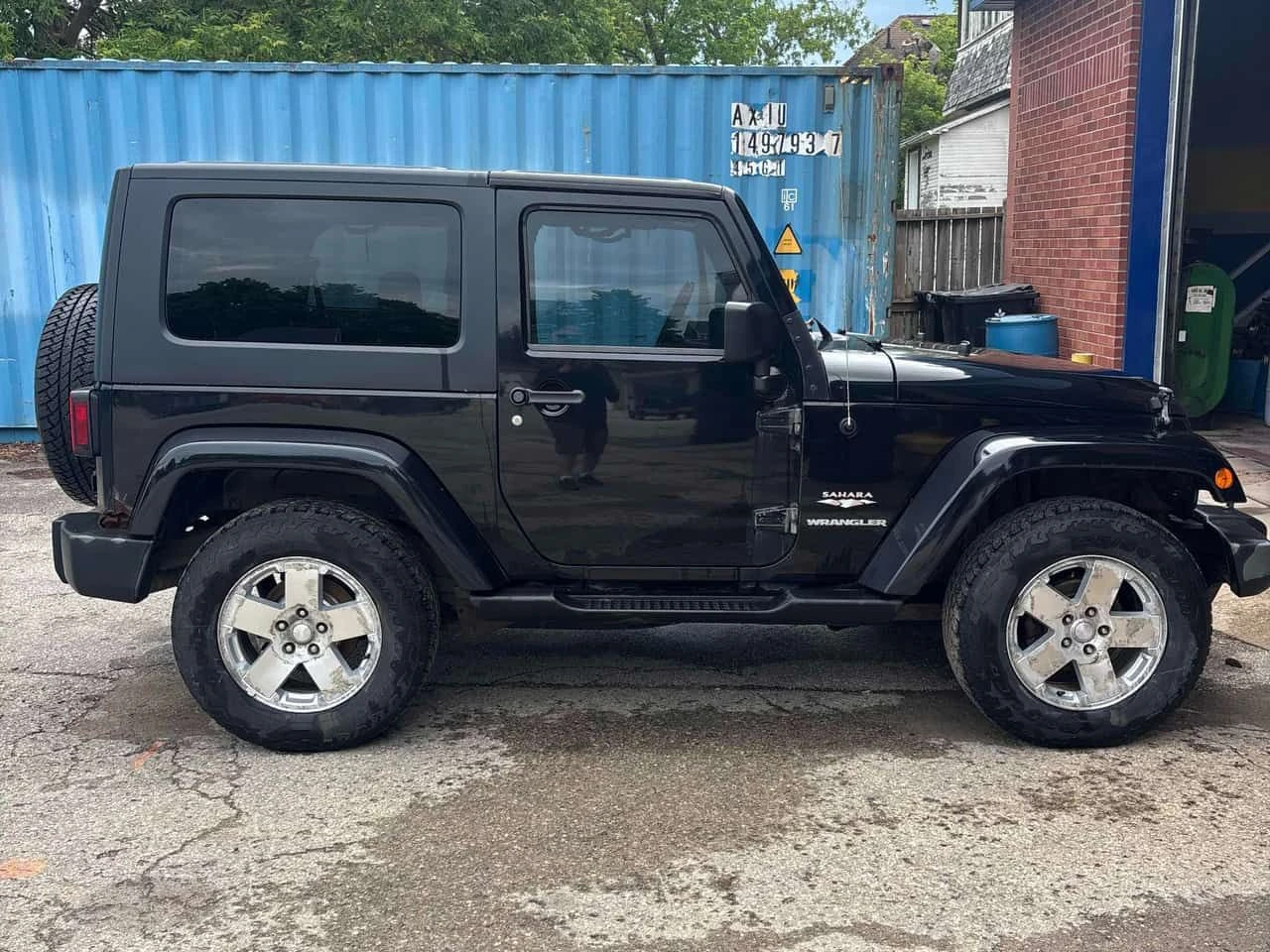 Jeep Wrangler * Sahara * АВТОКРЕДИТ БЕЗ ПЪРВОНАЧАЛНА ВНОСКА* , снимка 3 - Автомобили и джипове - 55140604