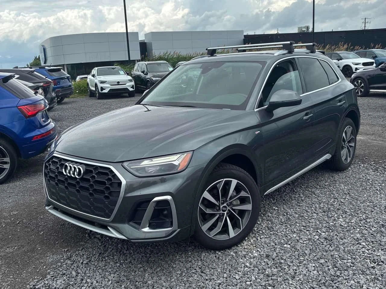 Audi Q5 | Progressiv | DISTRONIC | ПАНОРАМА  | CARFAX | 